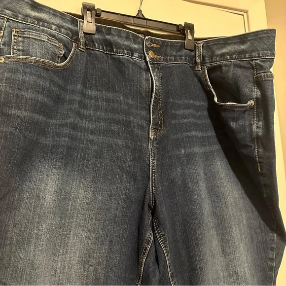 Lane Bryant Tighter Tummy High Rise Boot size 28 Short - Picture 4 of 9